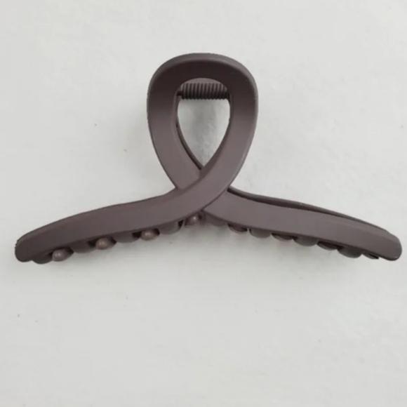 Claw Clip Hair Accessories - Picture 2 of 4